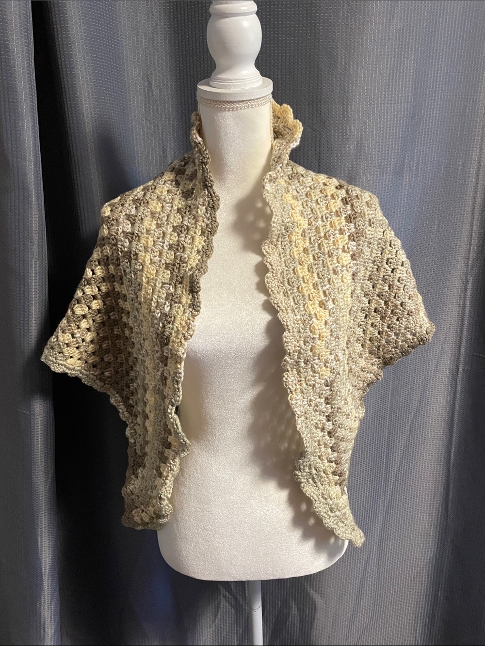 New Handmade never worn Crochet Open-Front Shrug in Cream and Tan